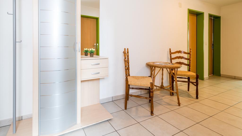סאס-גרונד Apartments Atlas מראה חיצוני תמונה